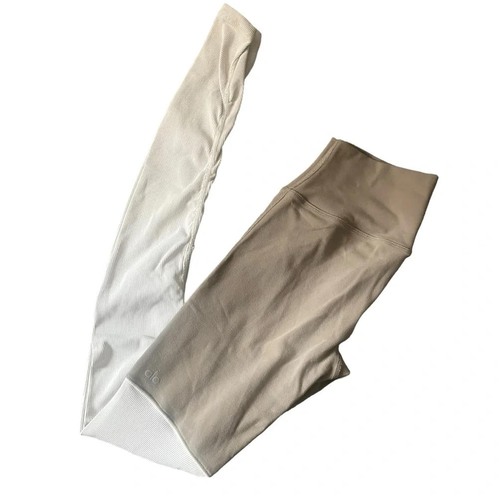 Alo Yoga Goddess Ribbed Leggings Size M - Picture 8 of 10